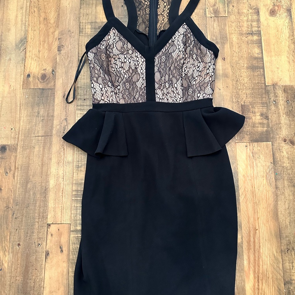 Heartloom Black Sheath Dress Halter Neckline Sleeveless